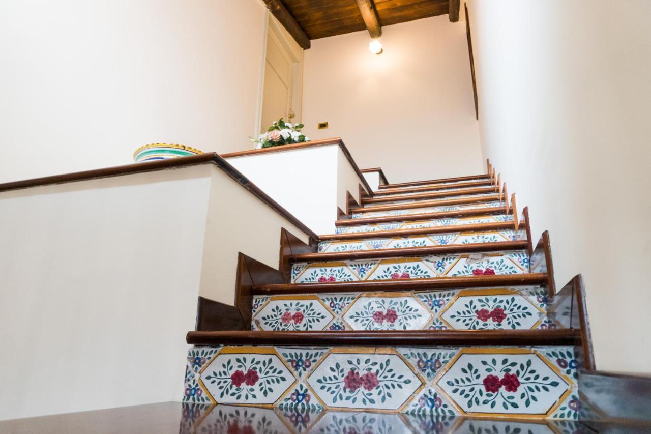 Bed and Breakfast Palazzo Bella Campobello di Licata Экстерьер фото